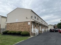 Building Photo - 78 W 9th Ave