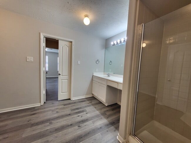 Building Photo - 7415 Hollister Ridge