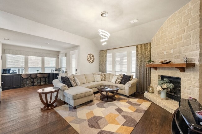 Building Photo - Fully Furnished Home in South Grand Prairie near Joe Pool Lake