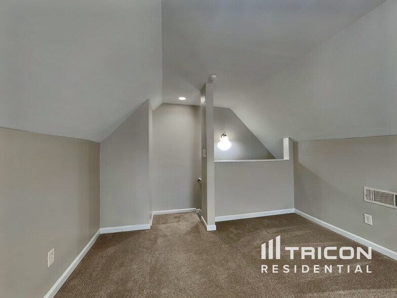 Building Photo - 5545 Amber Cove Way