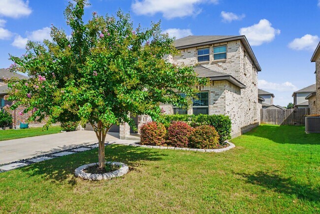 Building Photo - 3037 Beringer Blvd