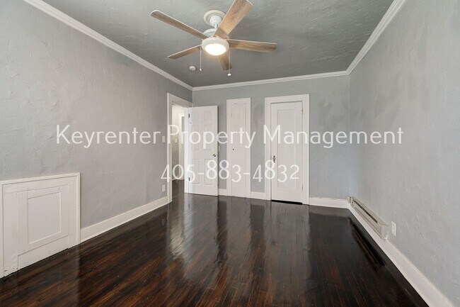 Building Photo - Charming 2-Bed, 1-Bath Upstairs Duplex Near the Paseo District