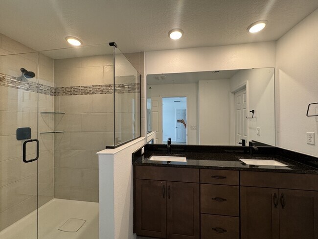 Building Photo - 11534 Buoy Pointe Pl