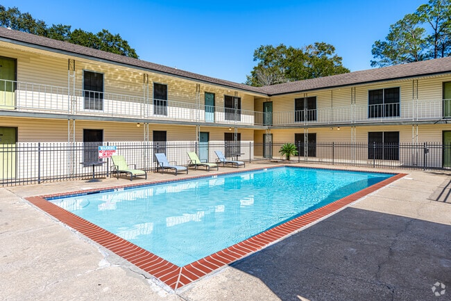 Building Photo - Park East Apartments