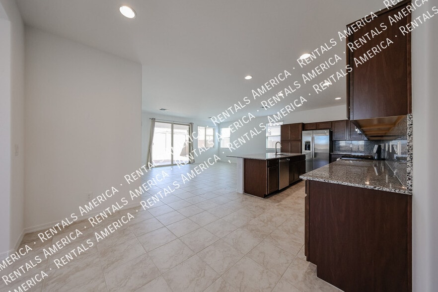 Building Photo - 14830 W Gray Fox Trl