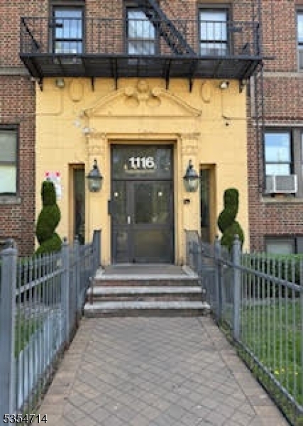 Primary Photo - 1116 Anna St
