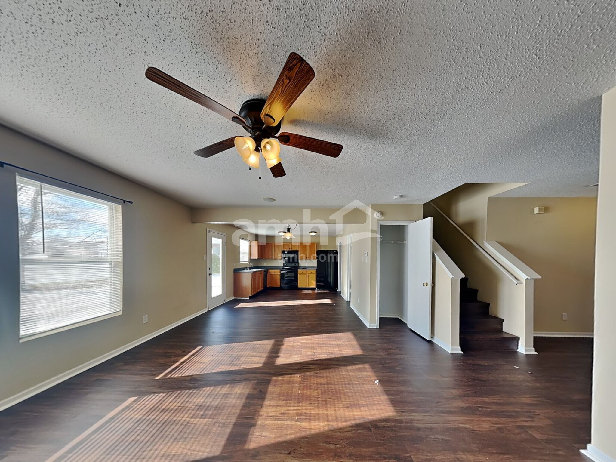 Building Photo - 1317 Central Park Dr