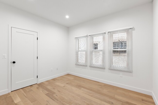 Building Photo - 6511 Orange St