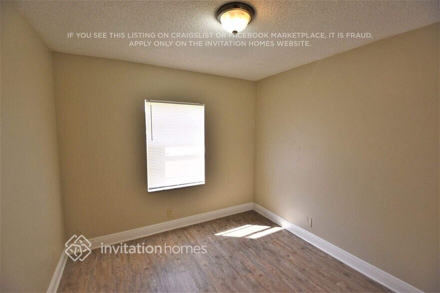 Building Photo - 7911 SW 3rd Ct