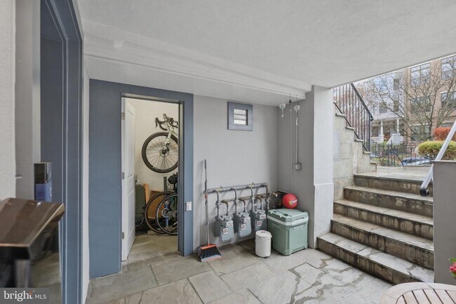 Building Photo - 3545 13th St NW