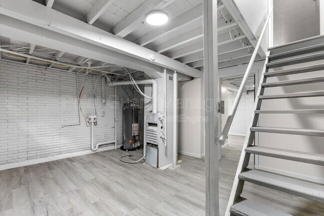 Building Photo - 1810 S Cleveland Ave