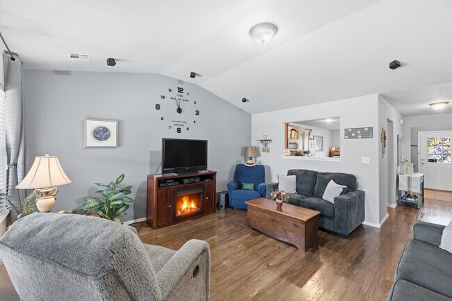 Building Photo - 15208 E 108th Pl N