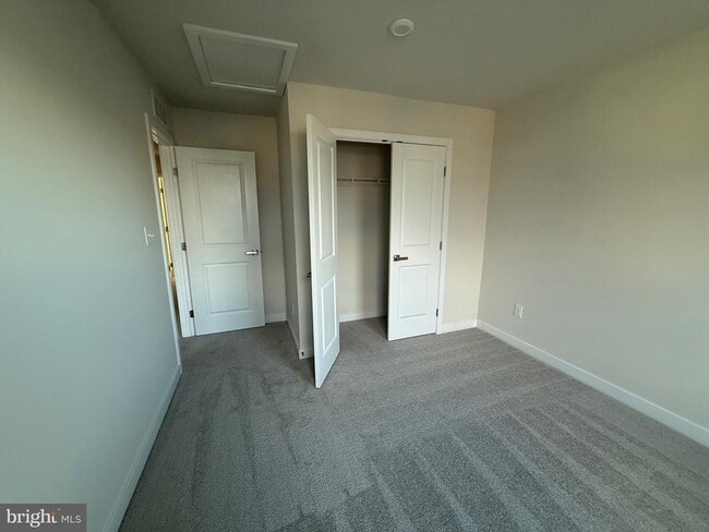 Building Photo - 4337 Reusch Cir