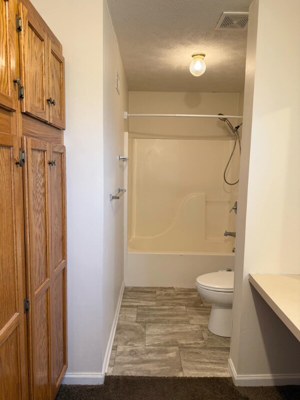 Building Photo - 62 Riley Manor Cir