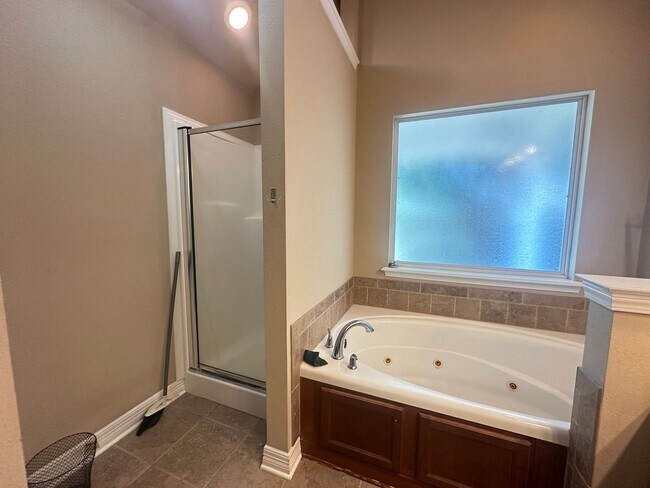 Building Photo - RIVERBROOKE-GATED COMMUNITY NEAR LSUS COLLEGE