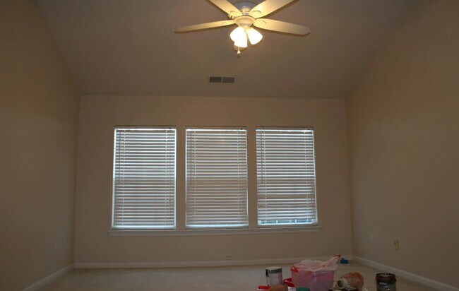 Building Photo - 2612 Stirrup Ridge Ln