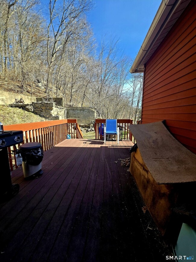 Building Photo - 73 Woodbridge Ave