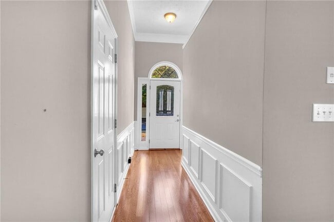 Building Photo - 1045 Arborhill Ln