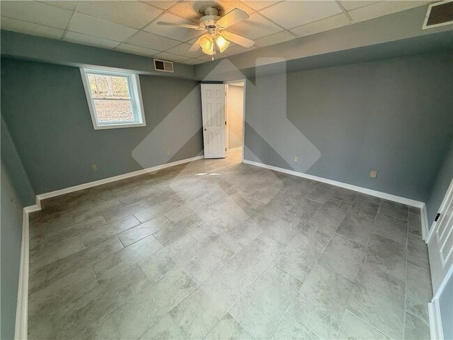 Building Photo - 4502 Alder Ln