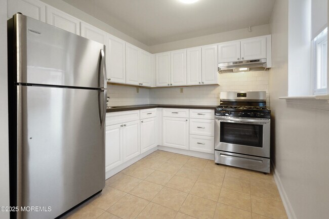 Building Photo - 151 Spring Lake Garden Ct