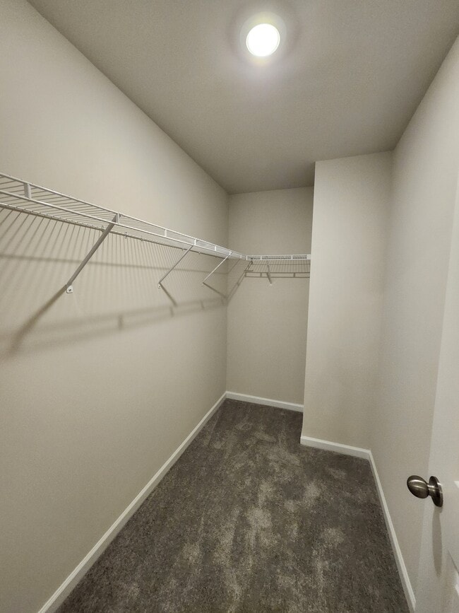 Building Photo - 712 Peyden Ln