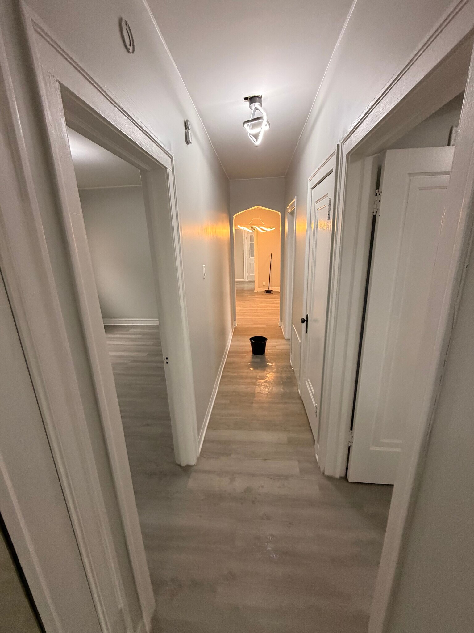 Building Photo - 8434 S Drexel Ave