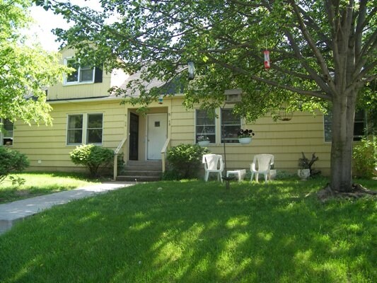 Building Photo - 56 Logan Ave W