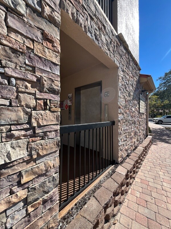 Building Photo - 1351 Tuscan Terrace