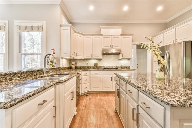 Building Photo - 2674 Nutwood Trce