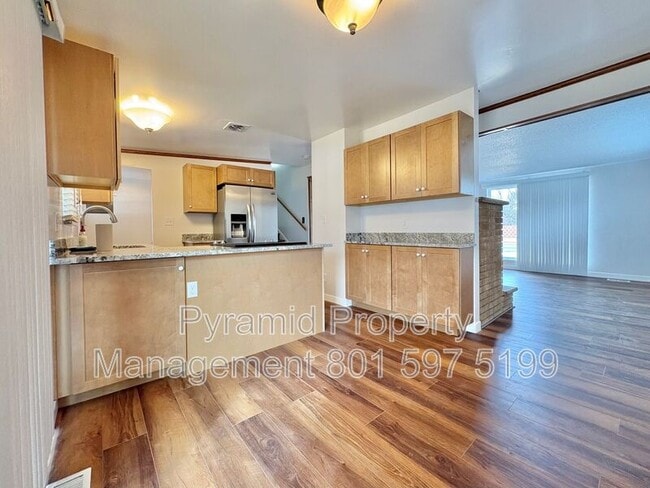 Building Photo - 3894 W Marcus Rd