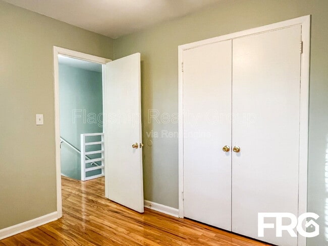 Building Photo - 111 W 15th St