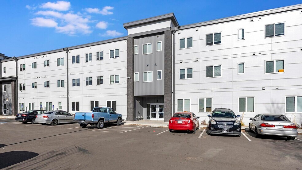 Building Photo - 2720 S Federal Blvd