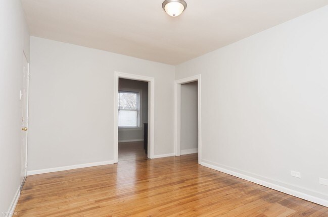 Building Photo - 1 br, 1 bath  - 1946 N Spaulding Ave 2A