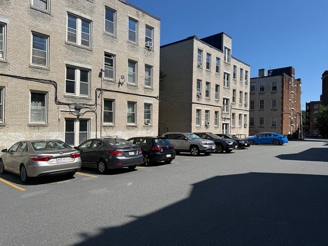 Building Photo - 24 Ransom Rd
