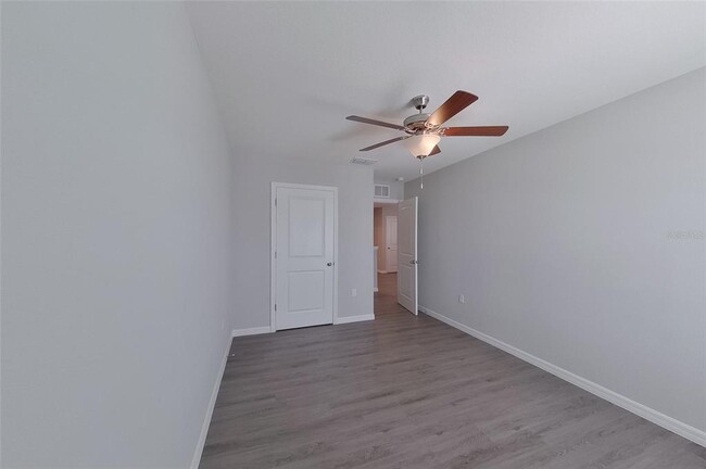 Building Photo - 8597 SW 44th Ct