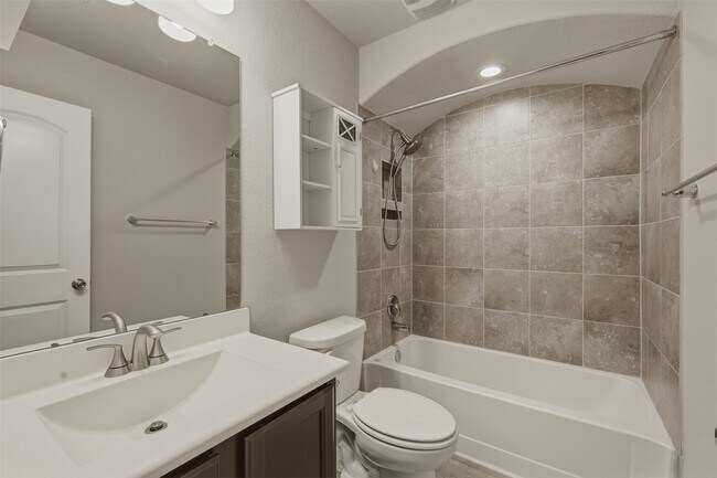 Building Photo - 12507 Fort Isabella Dr