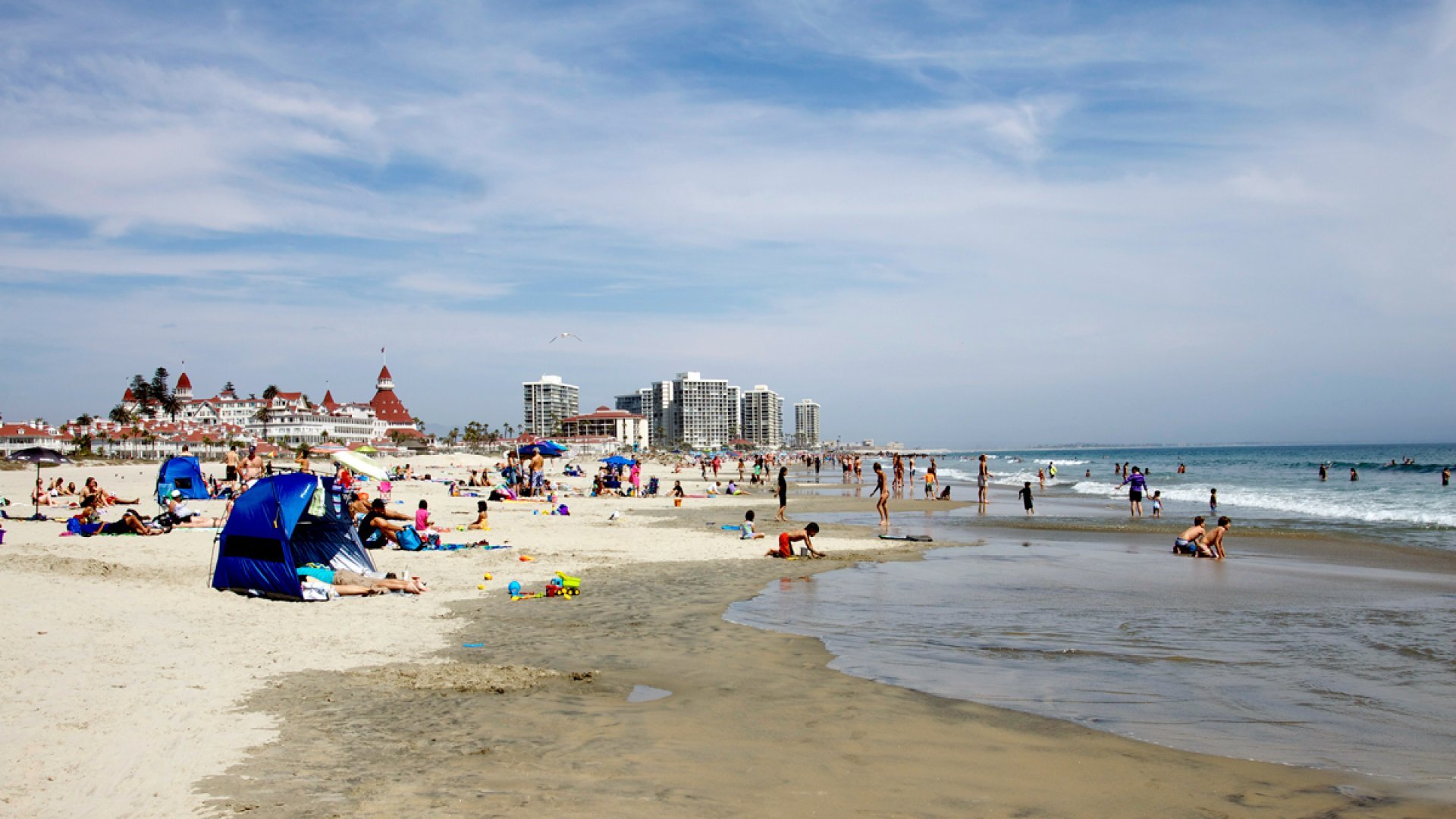 Your coastal getaway is closer than you think! Beachside serenity awaits - 2304 E 14th St