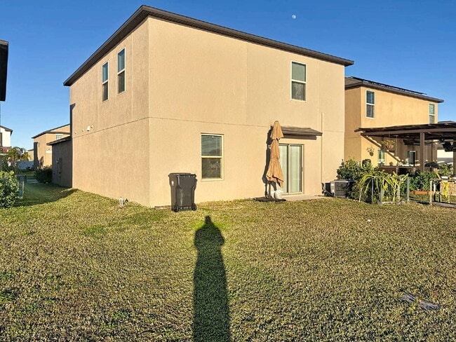 Building Photo - 7517 Samuel Ivy Dr