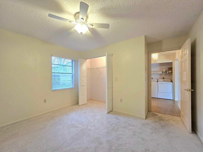 Building Photo - 2 Bed / 2 Bath for RENT near Southeastern ...