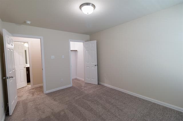 Building Photo - 572 Ruthye Ln