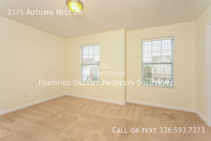 Building Photo - 2375 Autumn Mist Dr
