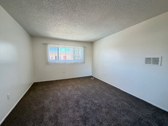 Building Photo - 1535 E Canfield Ln