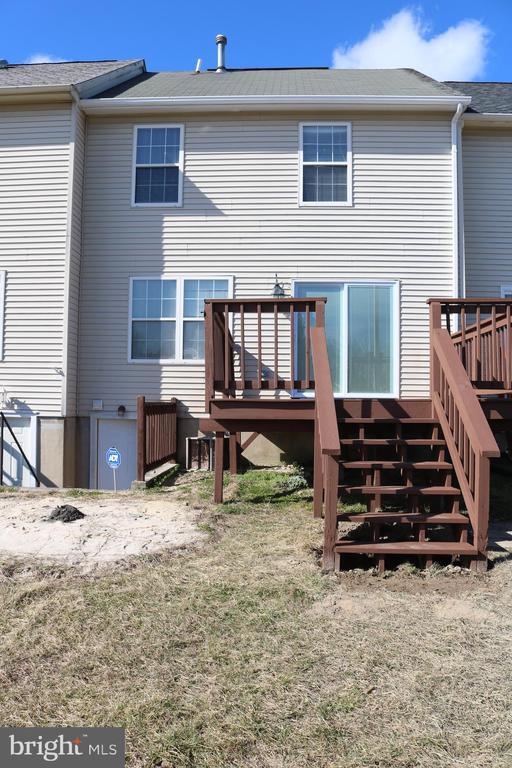 Building Photo - 14 Starboard Ct