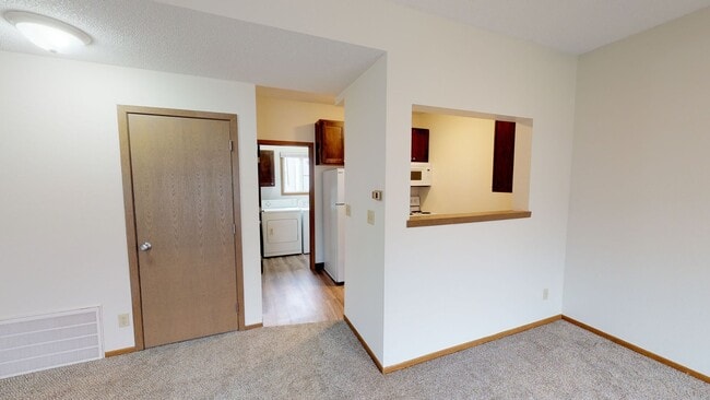 Interior Photo - 1107 Delaware