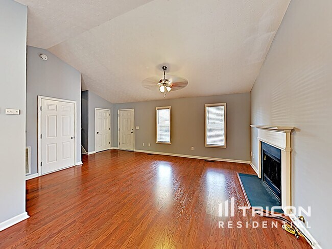 Building Photo - 180 Iris Glen Dallas GA