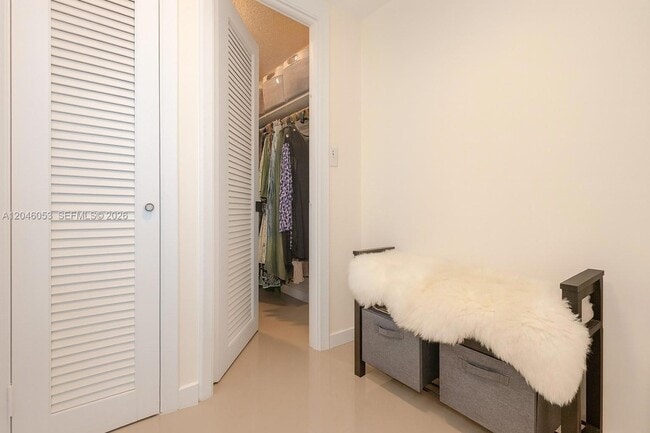 Building Photo - 5750 Collins Ave