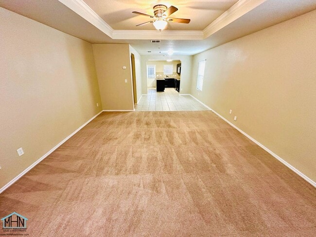 Building Photo - Beautiful and Well-maintained 3-Bedroom 2-...