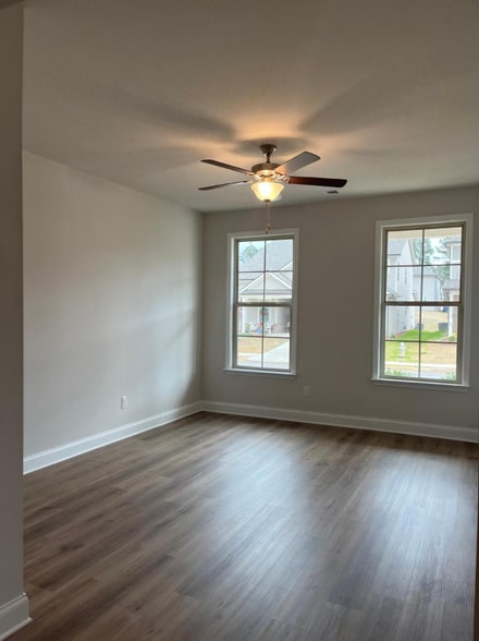 Building Photo - 608 Cunninghame Ct