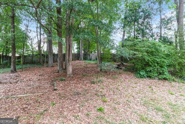 Building Photo - 2885 Summit View Ct