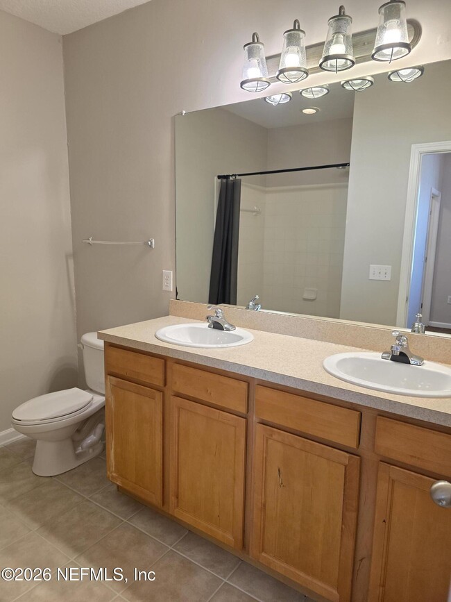 Building Photo - 5663 Greenland Rd